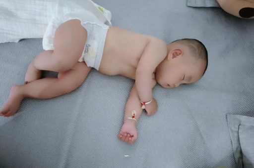 大竹宝宝肠胀气的症状 大竹宝宝肠胀气的症状